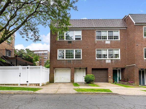 670 W 231st St, Bronx, NY 10463