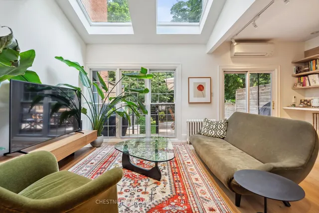 Additional image 10 of 110 Farnham Ave