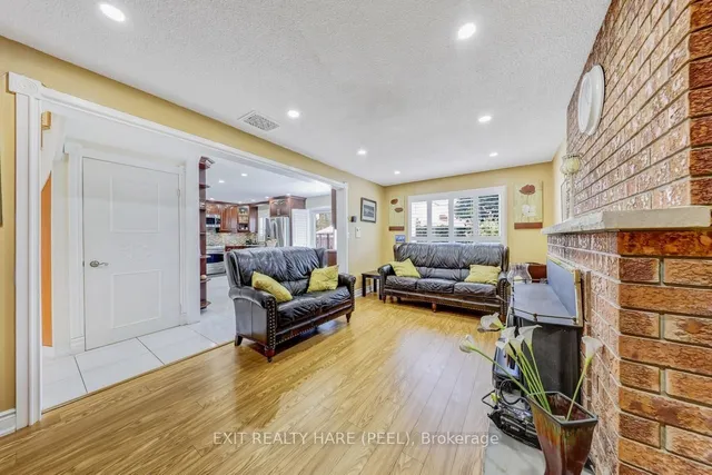 Additional image 18 of 212 Vodden St