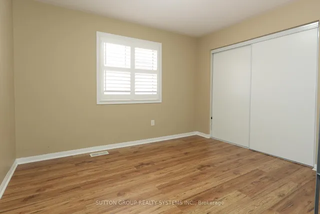 Additional image 23 of 35 Bleasdale Ave