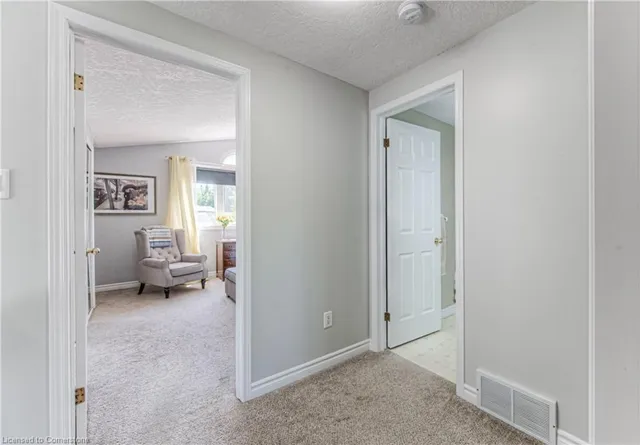 Additional image 28 of 389 Westmeadow Dr