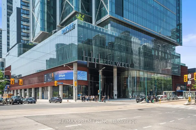 Additional image 45 of 455 Wellington St Unit 301