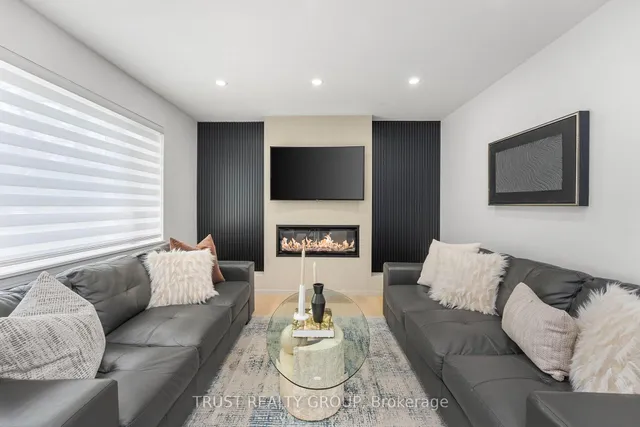 Additional image 4 of 14 Dorine Cres