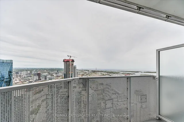 Additional image 17 of 88 Harbour St Unit 6805