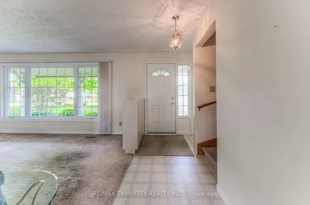 Additional image 2 of 301 Greenbrook Dr