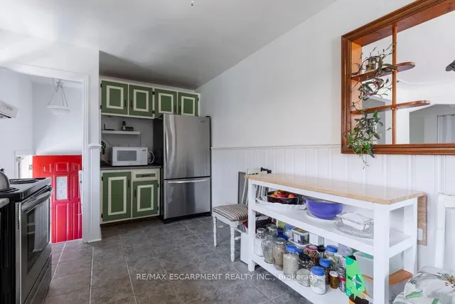 Additional image 9 of 272 Upper Paradise Rd