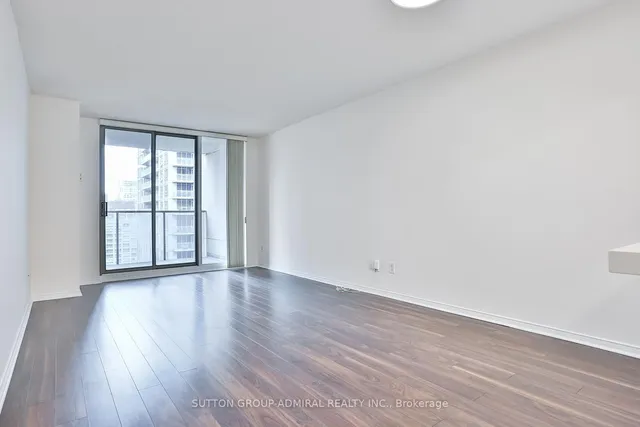 Additional image 12 of 750 Bay St Unit 2002