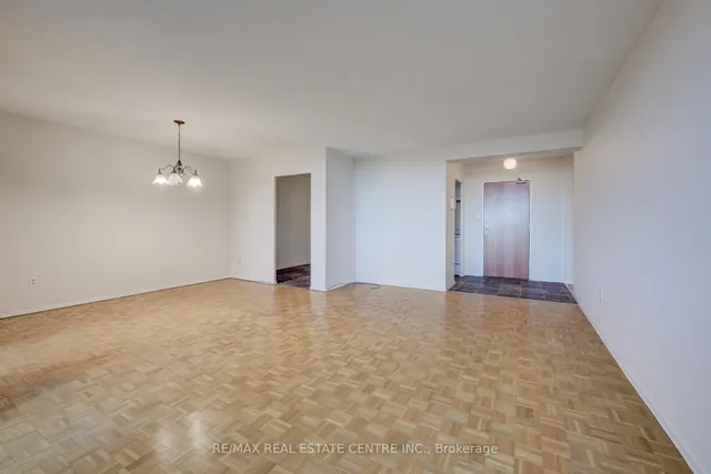 Additional image 10 of 716 The West Mall Unit 1109