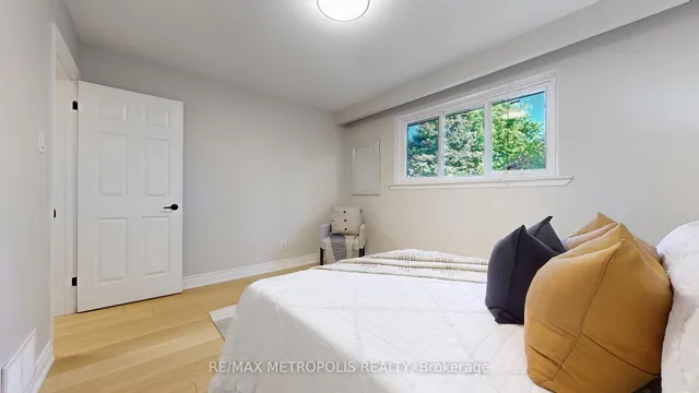 Additional image 21 of 57 Angora St