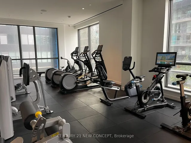 Additional image 20 of 39 roehampton Ave Unit 1204