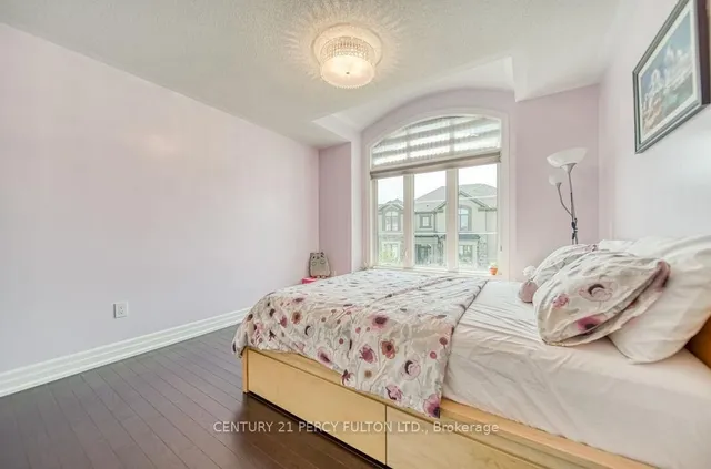 Additional image 32 of 763 Aspen Terr