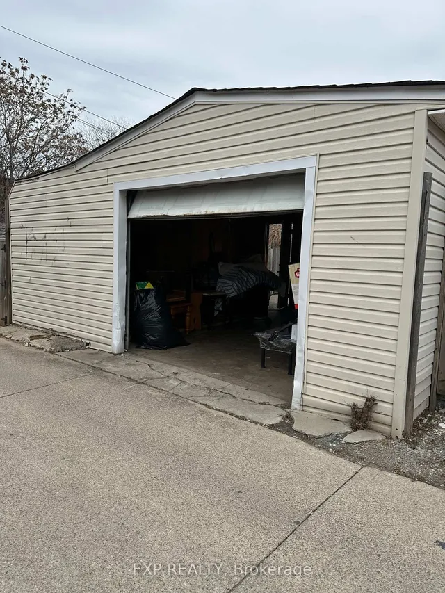 Additional image 21 of 21 Oak Ave