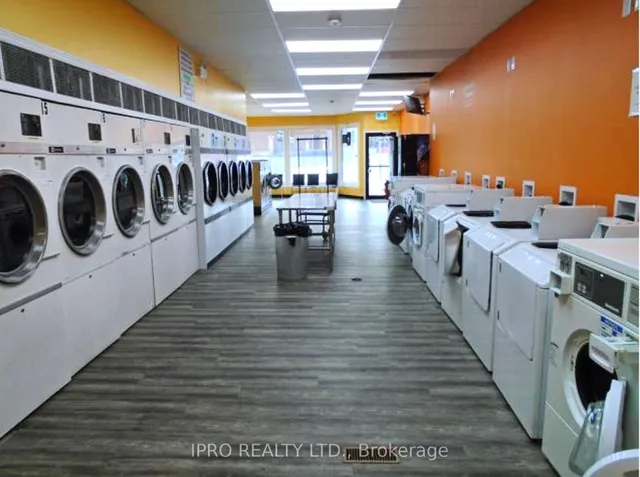 Additional image 3 of 835 King St