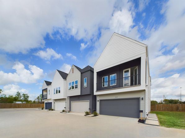 2710 Jensen Creek Ln, Houston, TX 77026