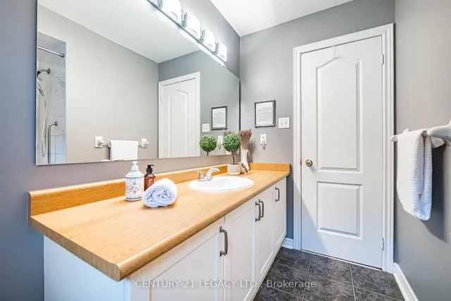 Additional image 43 of 6882 Gooderham Estate Blvd