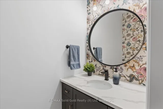 Additional image 18 of 604 Doonwoods Cres