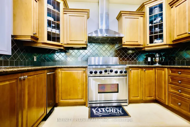 Additional image 10 of 3 Lacoste Blvd