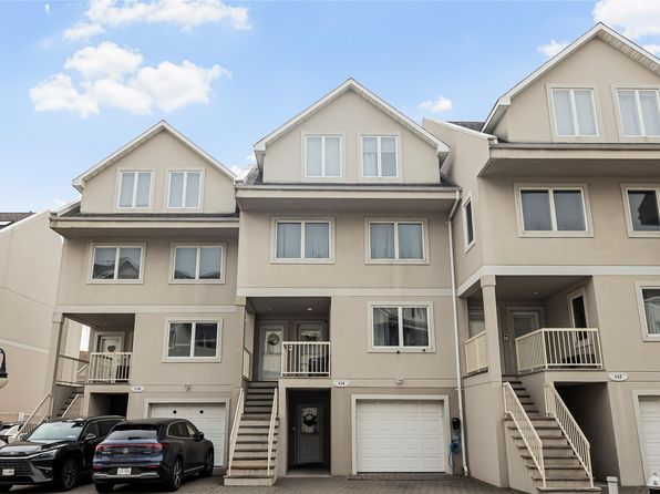 114 Outlook Avenue, Bronx, NY 10465