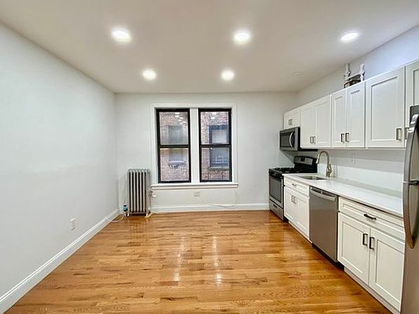 75 Ellwood St #3B, New York, NY 10040