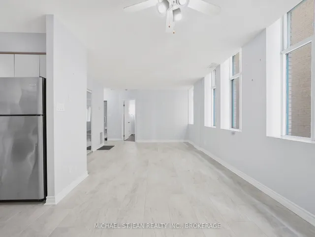 Additional image 17 of 36 James St Unit 703