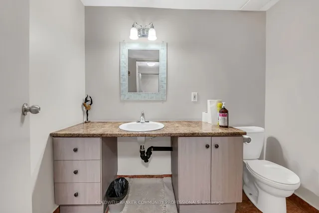 Additional image 41 of 141 Catharine St Unit 806