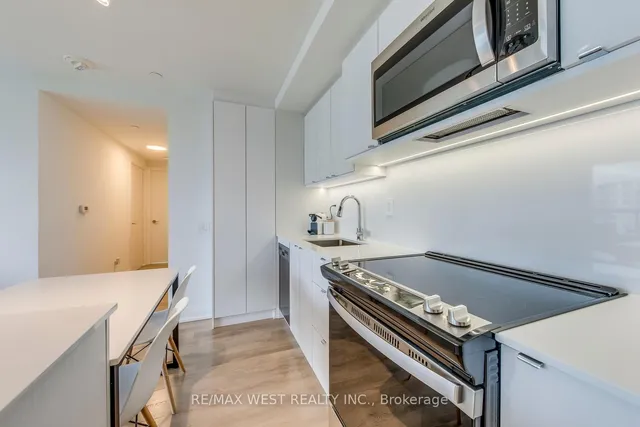 Additional image 8 of 1461 Lawrence Ave Unit 1104