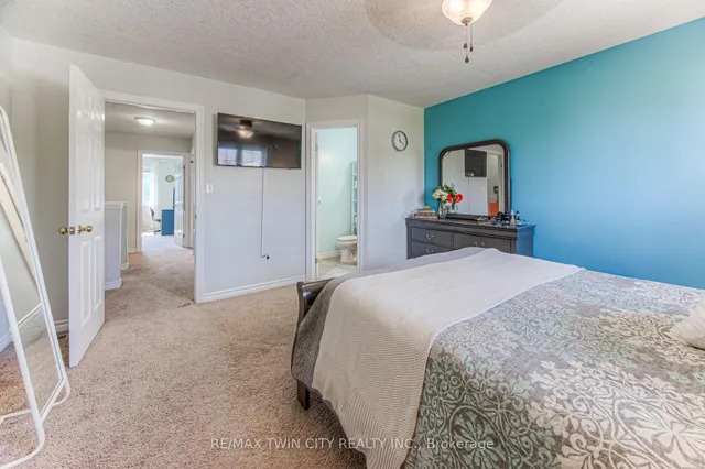 Additional image 25 of 972 Strasburg Rd Unit 4