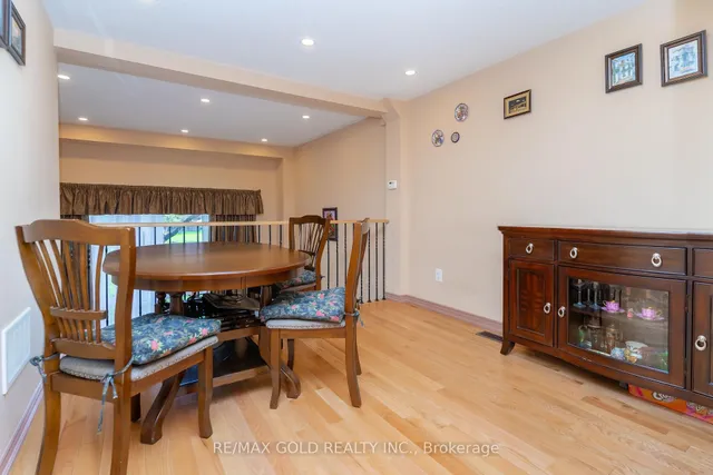 Additional image 14 of 17 Darras Crt Unit 114