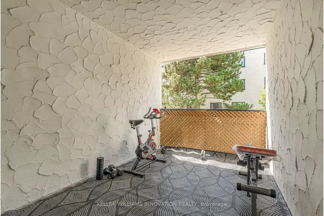 Additional image 26 of 1050 Falgarwood Dr Unit 121