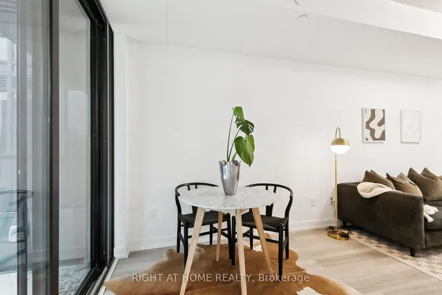 Additional image 12 of 28 Eastern Ave Unit 401