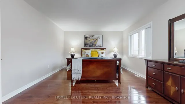 Additional image 27 of 59 Pogonia St