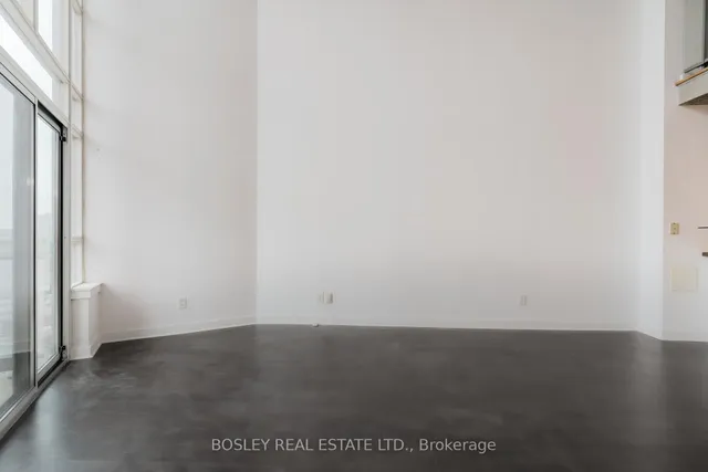 Additional image 11 of 255 Richmond St Unit 818