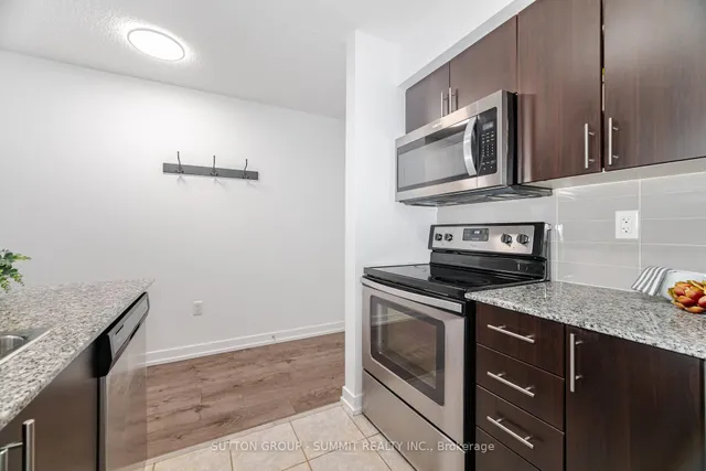 Additional image 9 of 1410 DUPONT St Unit 311