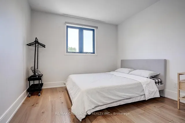 Additional image 38 of 133 Yarmouth Rd