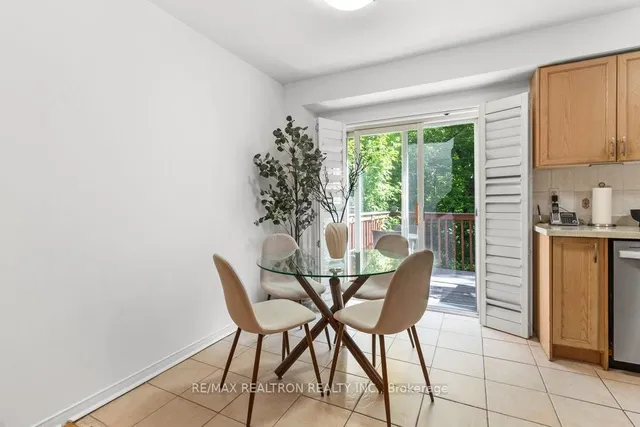 Additional image 8 of 31 Treeland Way Unit 16