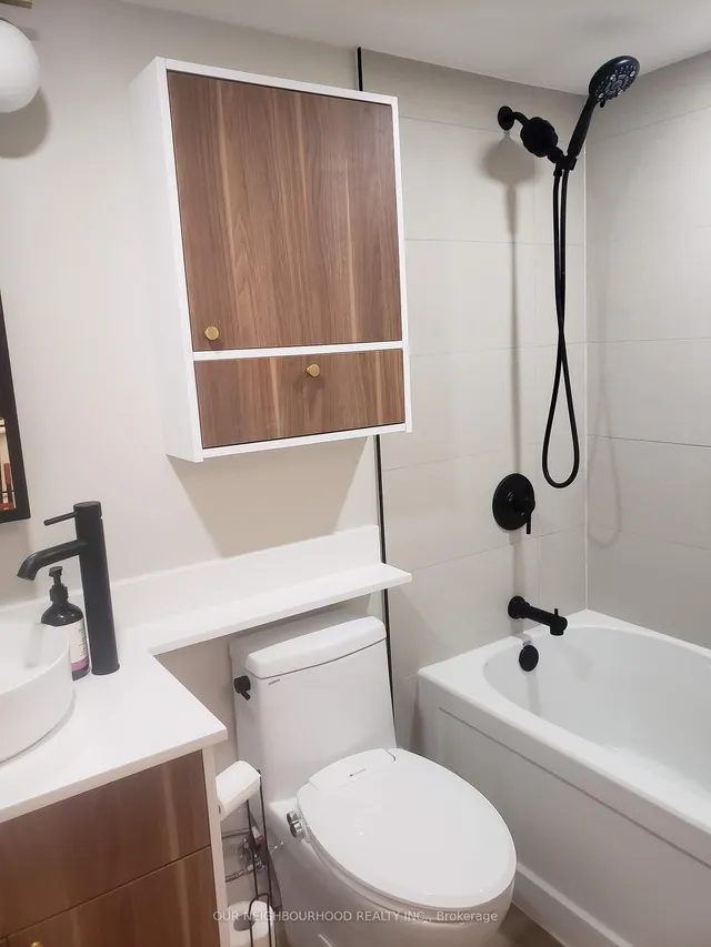 Additional image 5 of 1470 Midland Ave Ave Unit 2305