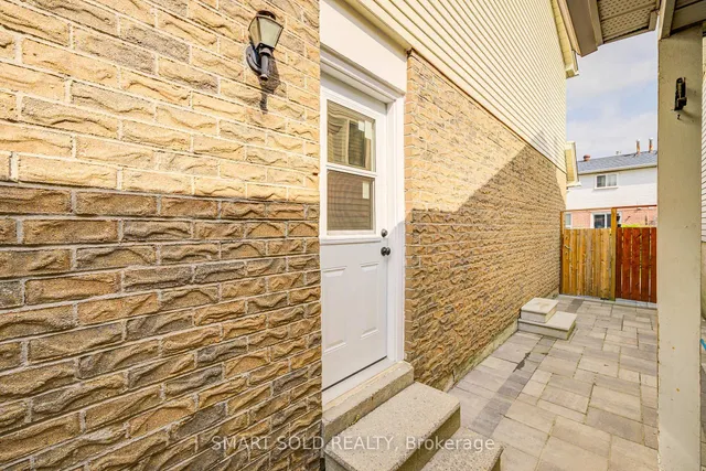 Additional image 34 of 79 Radwell Cres