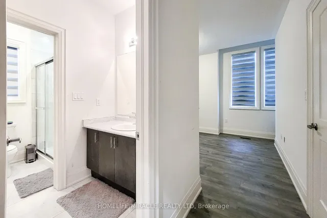 Additional image 47 of 205 Agro St