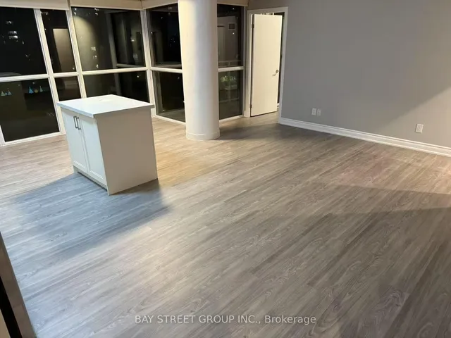 Additional image 10 of 5101 Dundas St Unit 604