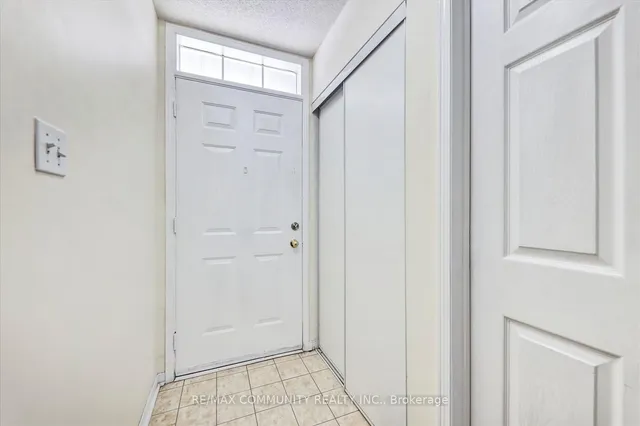 Additional image 4 of 2758 Eglinton Ave Unit 63
