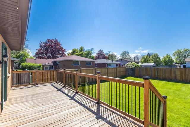 Additional image 24 of 948 Upper Sherman Ave