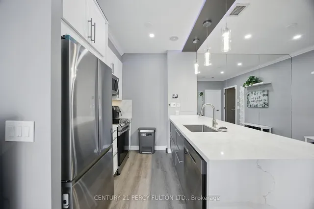 Additional image 4 of 181 Village Green Sq Unit 314