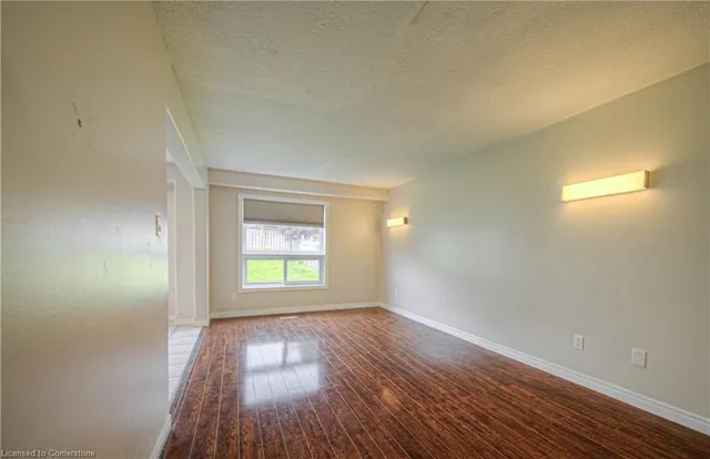 Additional image 10 of 359 Hidden Creek Dr