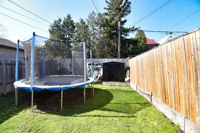 Additional image 35 of 46 Rosemont Ave