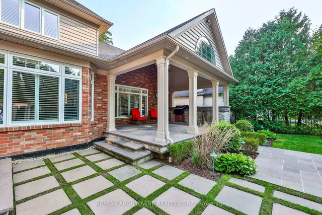 Additional image 37 of 3105 Lakeshore Rd