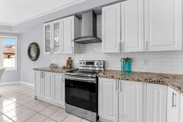 Additional image 17 of 5 Chevrolet Dr