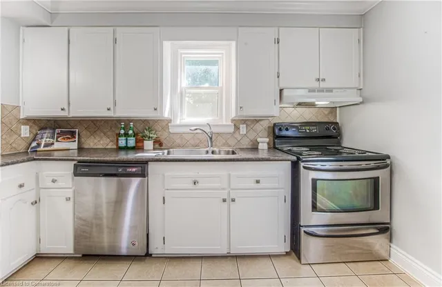 Additional image 24 of 48 Ellis Ave