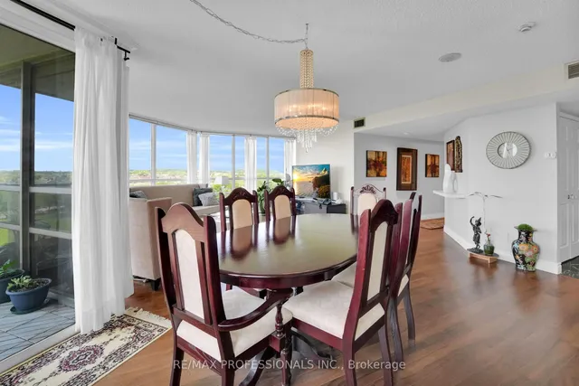 Additional image 12 of 45 Kingsbridge Garden Circ Unit 905