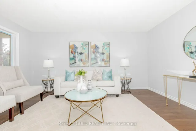 Additional image 4 of 16 Polygon Crt