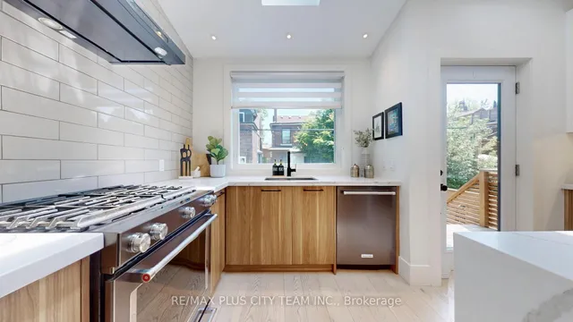 Additional image 15 of 83 Bertmount Ave